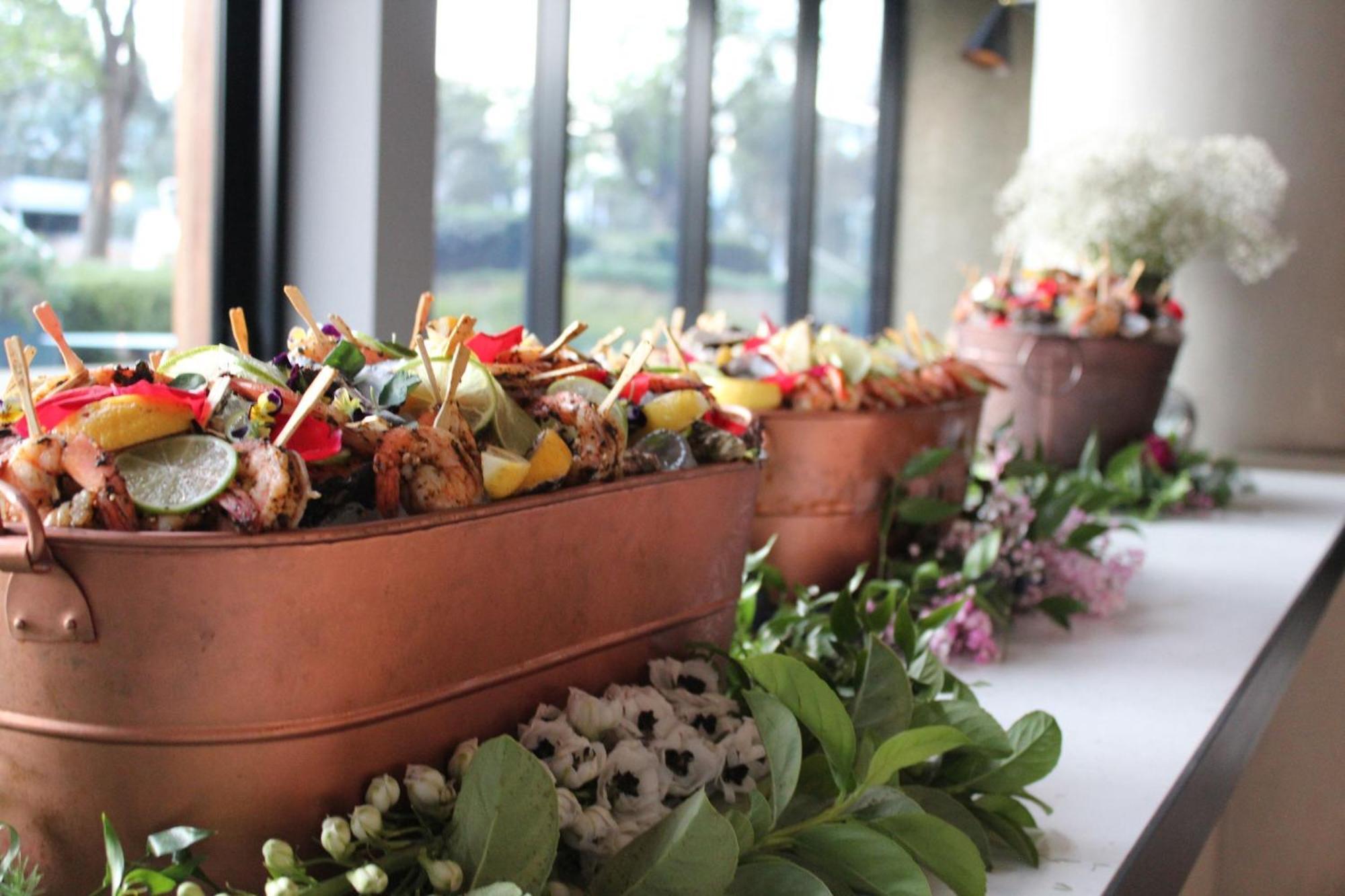 Midnight Hotel, Autograph Collection Camberra Exterior foto A salad bar at a wedding reception